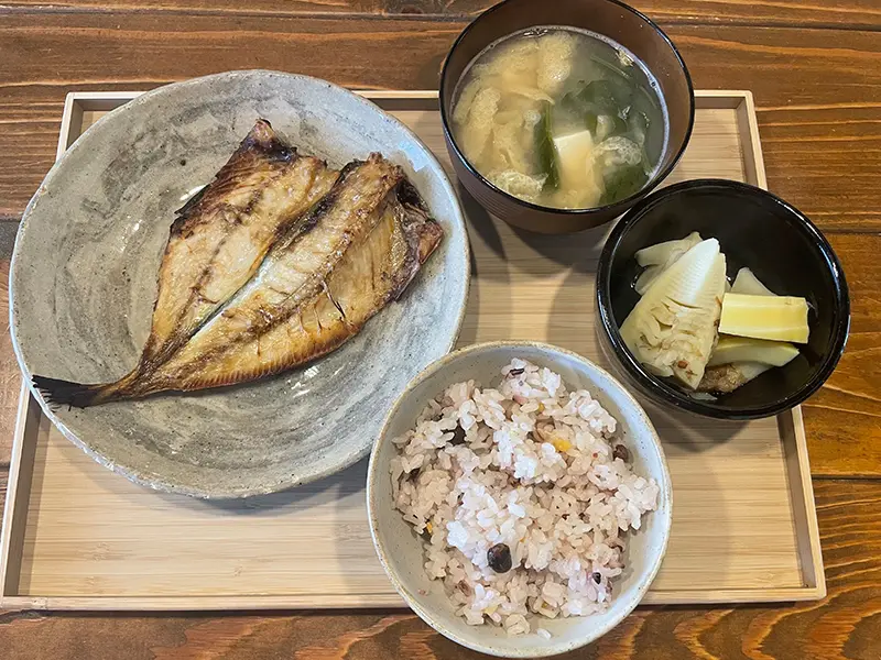 アジの干物定食